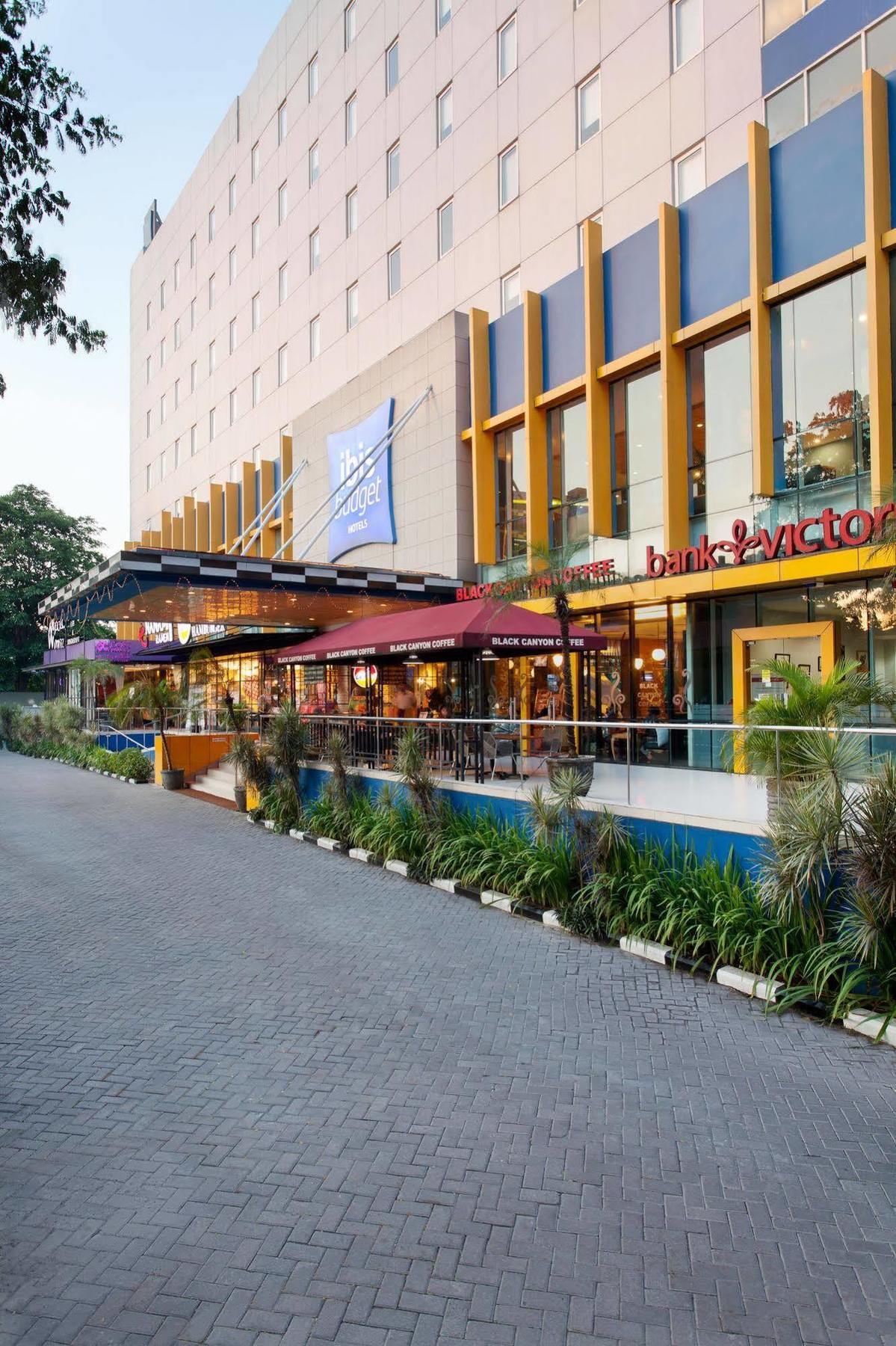 Ibis Budget Jakarta Cikini Екстер'єр фото